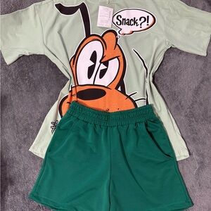 Green Cartoon Graphic T-Shirt and Shorts Set